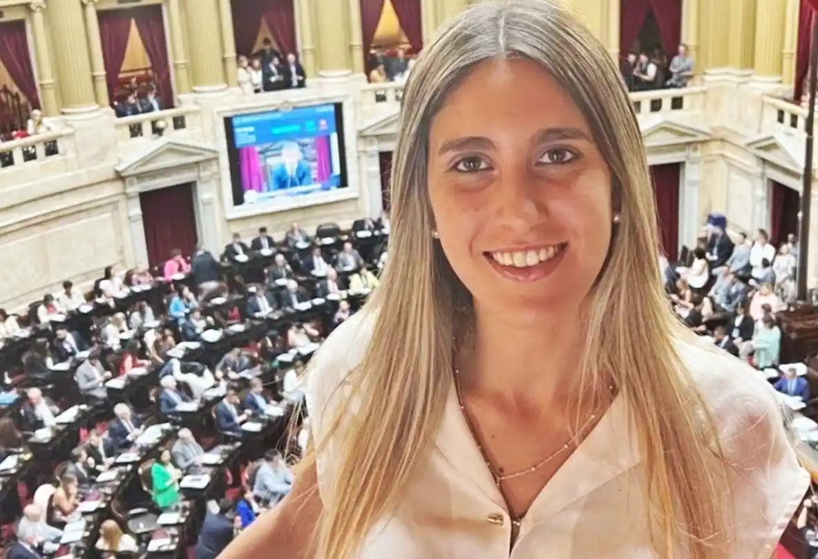 Tras la polémica, Geraldine Calvella dejó su cargo en el Registro Nacional de las Personas