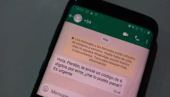 La metodología más frecuente es a través de mensajes de WhatsApp falsos.