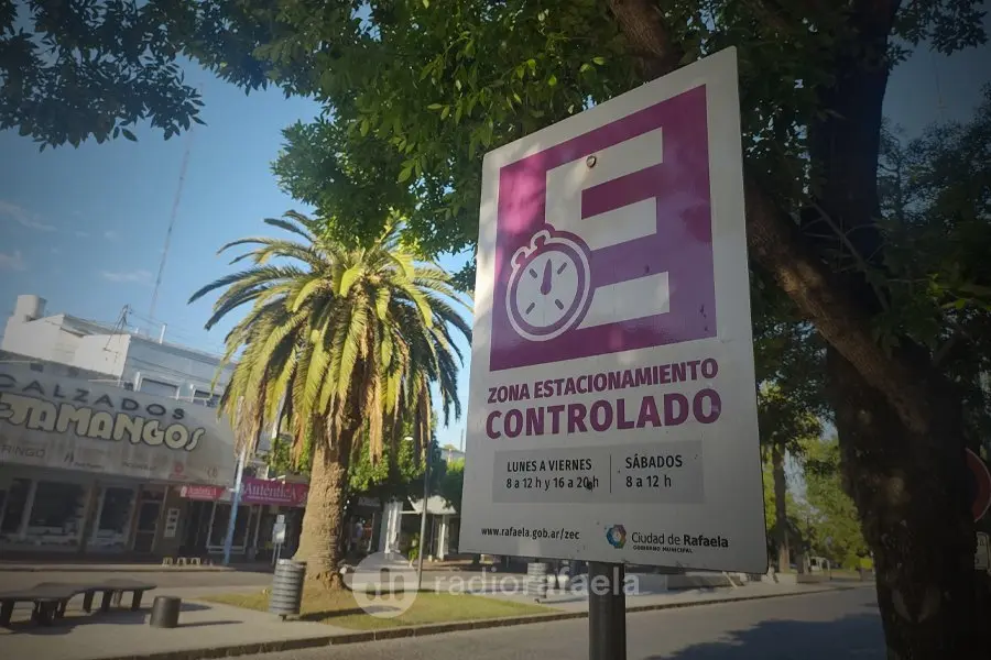 Ya está vigente el nuevo aumento para el estacionamiento en el centro: ¿cuánto sale la hora?