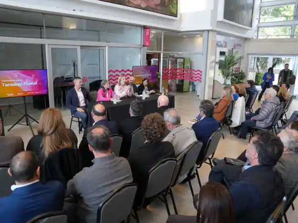 Presentaron las ofertas de inversión para la reconstrucción del muelle de la Terminal Fluvial de Rosario