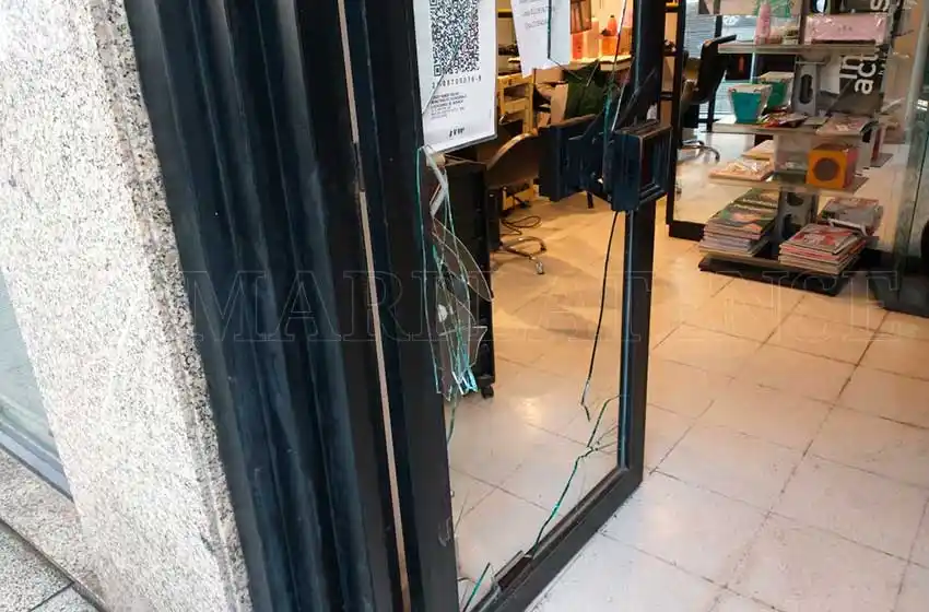 Robaron por segunda vez una peluquería frente a Tribunales: "No sé en quién creer"