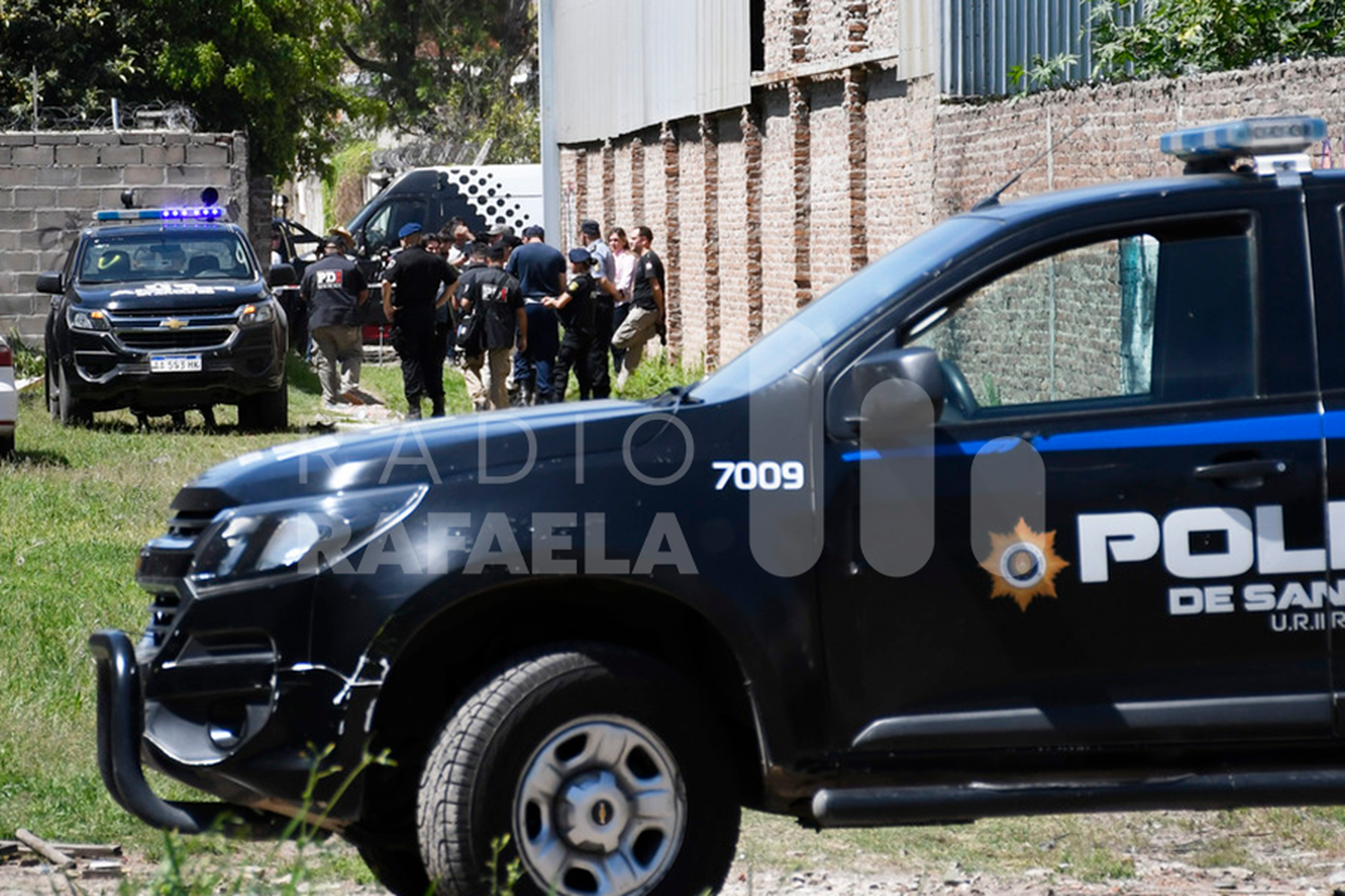 Le disparó en la cara a un vecino por un perro, atacó a familiares y golpeó en plena vía pública a su pareja: terminó con prisión preventiva