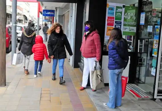 Con buenas ventas para el Día del Padre, las promociones con tarjeta son lo más buscado