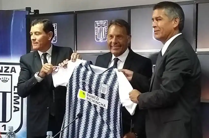 Miguel Ángel Russo fue presentado en Alianza Lima