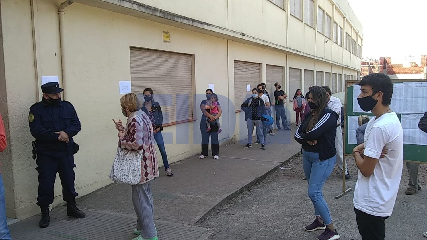 Con buena concurrencia y algunas demoras: Así se votó en las escuelas de Gualeguaychú