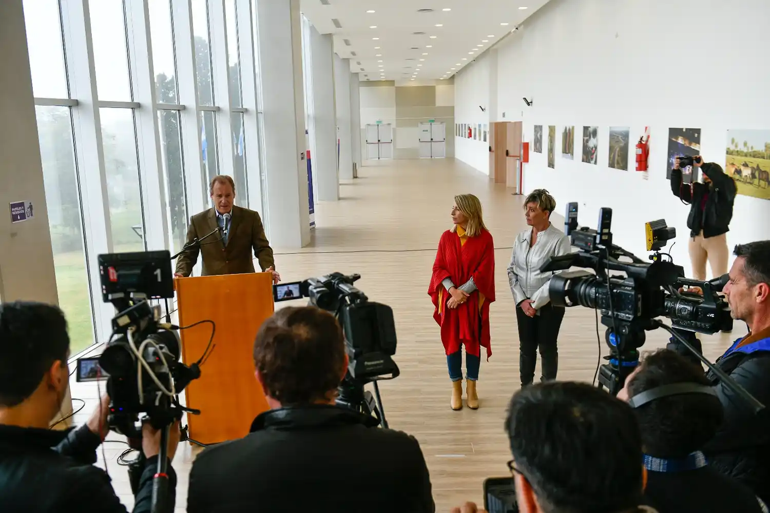 Bordet saludó al periodismo entrerriano y valoró la pluralidad de voces, el respeto y la tolerancia