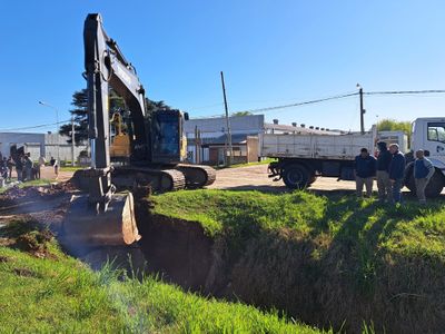 Avanza nueva obra de desagüe en Villa Cañás