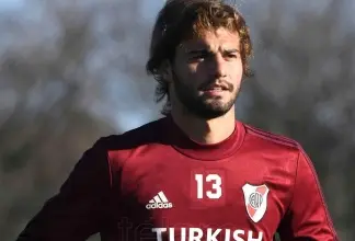 Sosa se despidió del plantel: «Me costó la decisión de dejar River»
