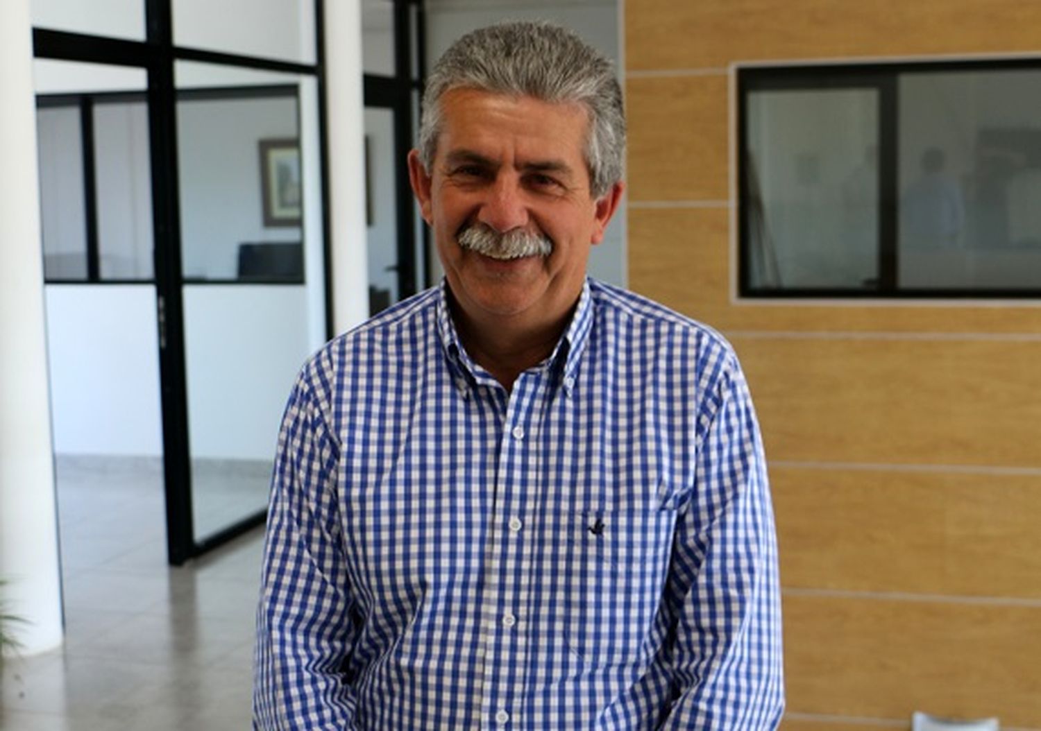 Rugir de motores y presencia de Marcos Di Palma en Mercedes