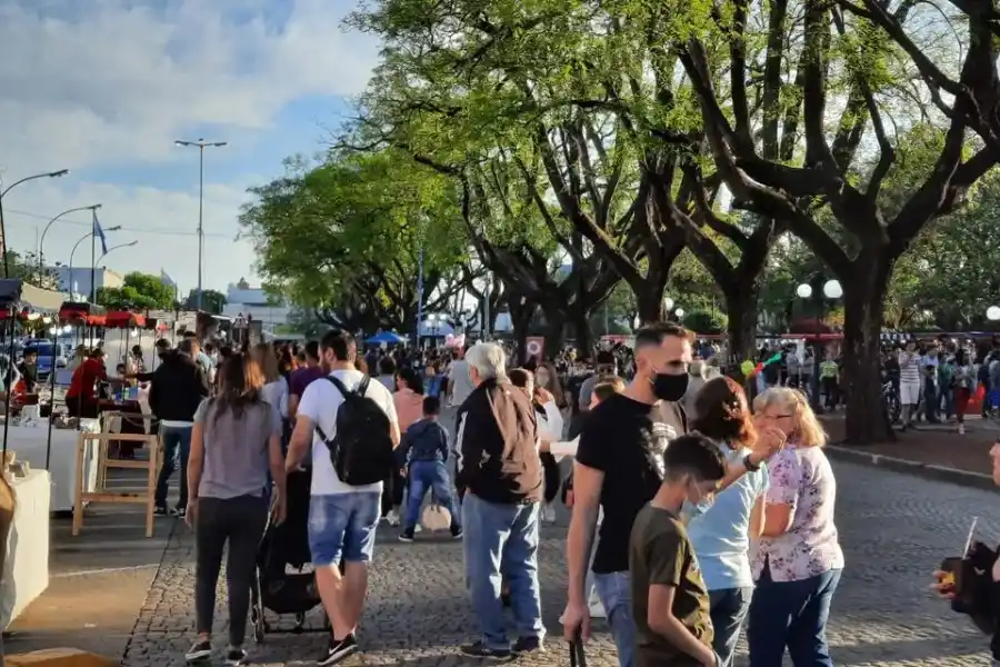 Se encuentra abierta la convocatoria 2023 para Plaza Feria: ¿cómo me anoto si tengo un emprendimiento?