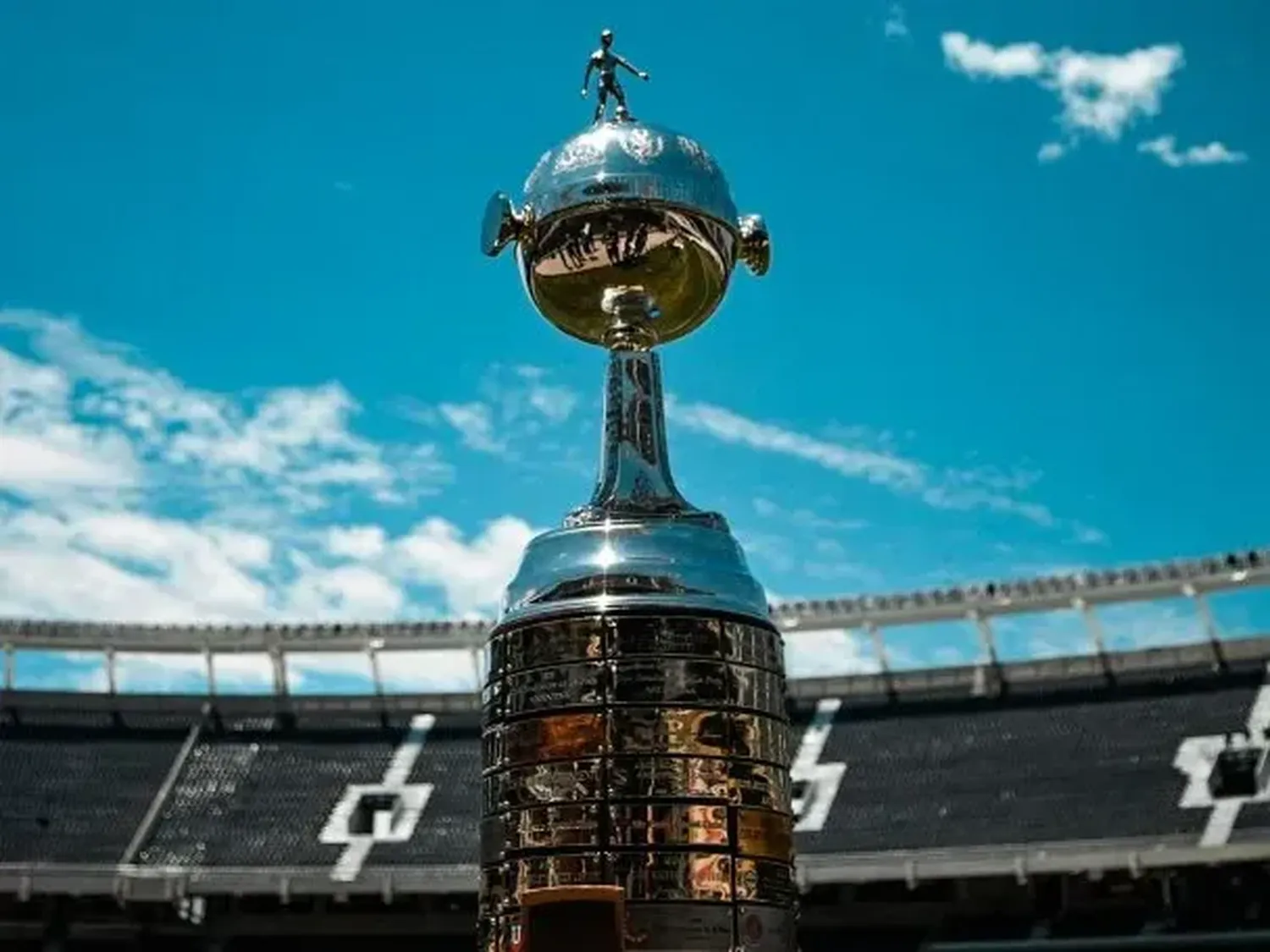 Libertad y Cerro Porteño (Paraguay), Peñarol (Uruguay) y Fortaleza (Brasil), los rivales de los equipos argentinos