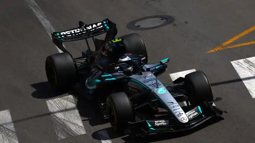 El piloto de Mercedes se mantiene como líder en el Gran Premio de Mónaco (Joe Portlock/Getty Images)