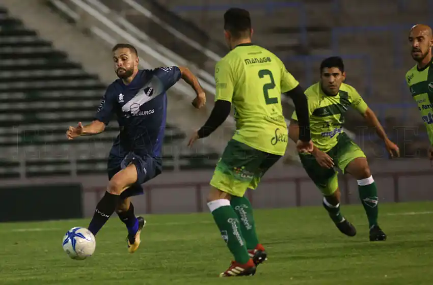 Alvarado visita a su escolta