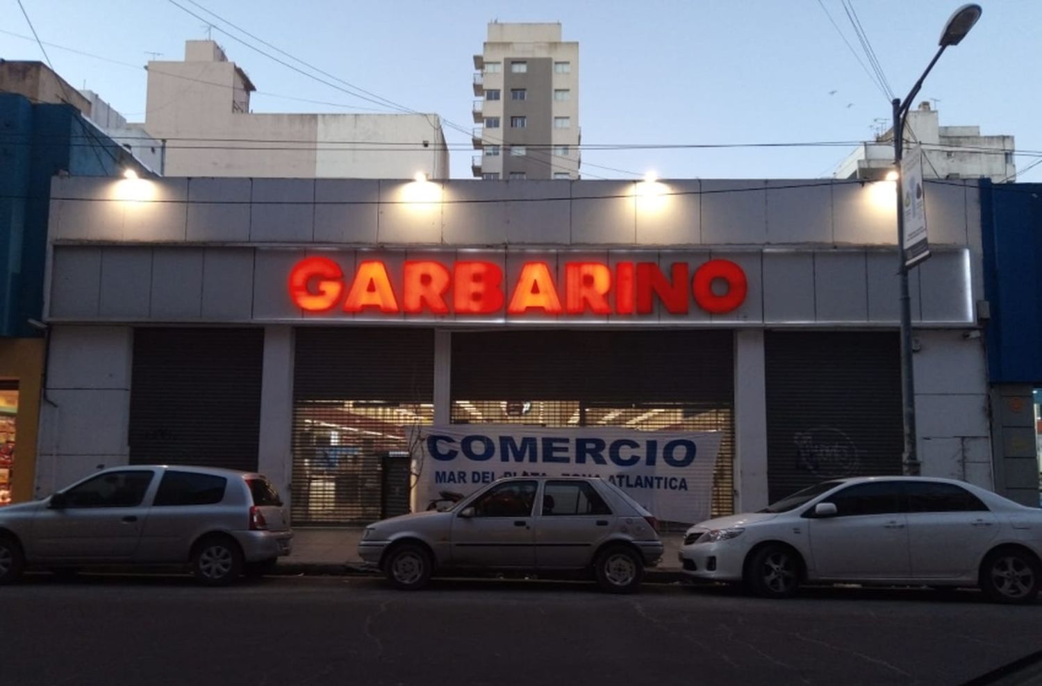 Crisis en Garbarino: "En Mar del Plata continuará la toma de los locales"