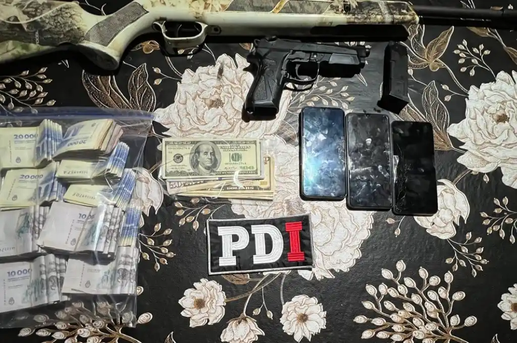 Parte de los elementos secuestrados. Crédito: PDI