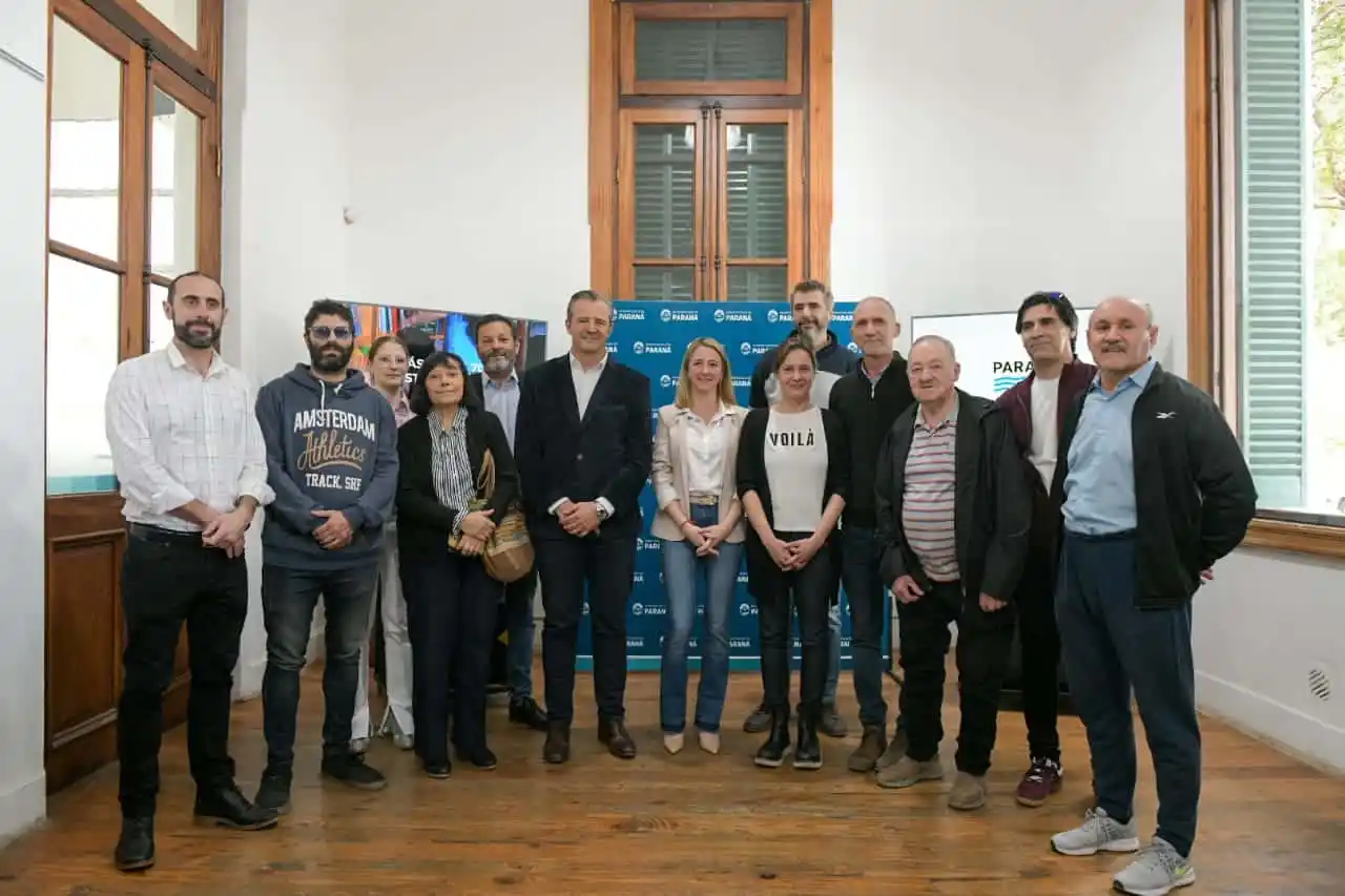 Presentaron el calendario de actividades de la Feria del Libro Paraná Lee