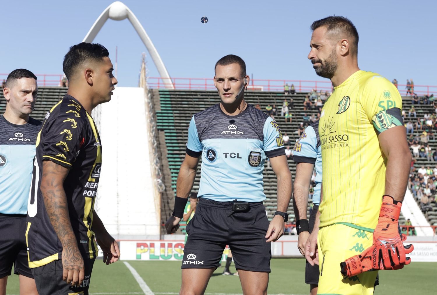 Llegó la renovación más esperada: Carranza atajará otro año más en Aldosivi