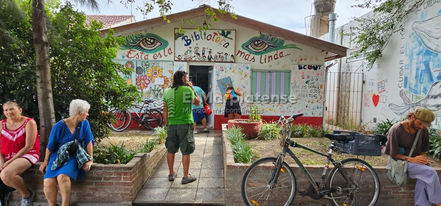 "Ya hay 14 bibliotecas cerradas, no queremos ser la número 15"