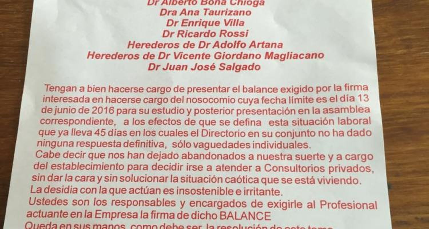 Clínica San Martín: Empleados repartieron volantes y esperan respuestas