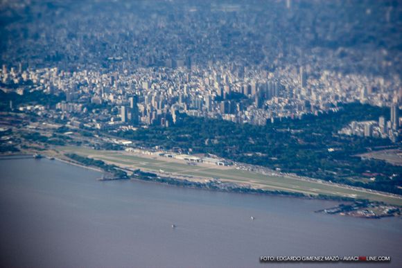 Lammens planteó la posibilidad de conectar Aeroparque con un tranvía