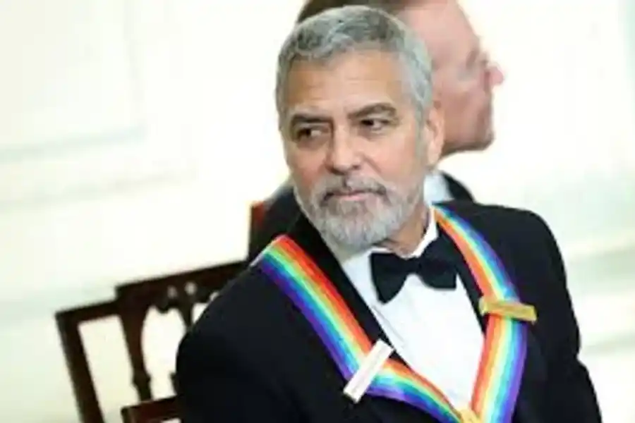 Emotivo pedido de George Clooney para que Biden se baje de la candidatura a la reelección