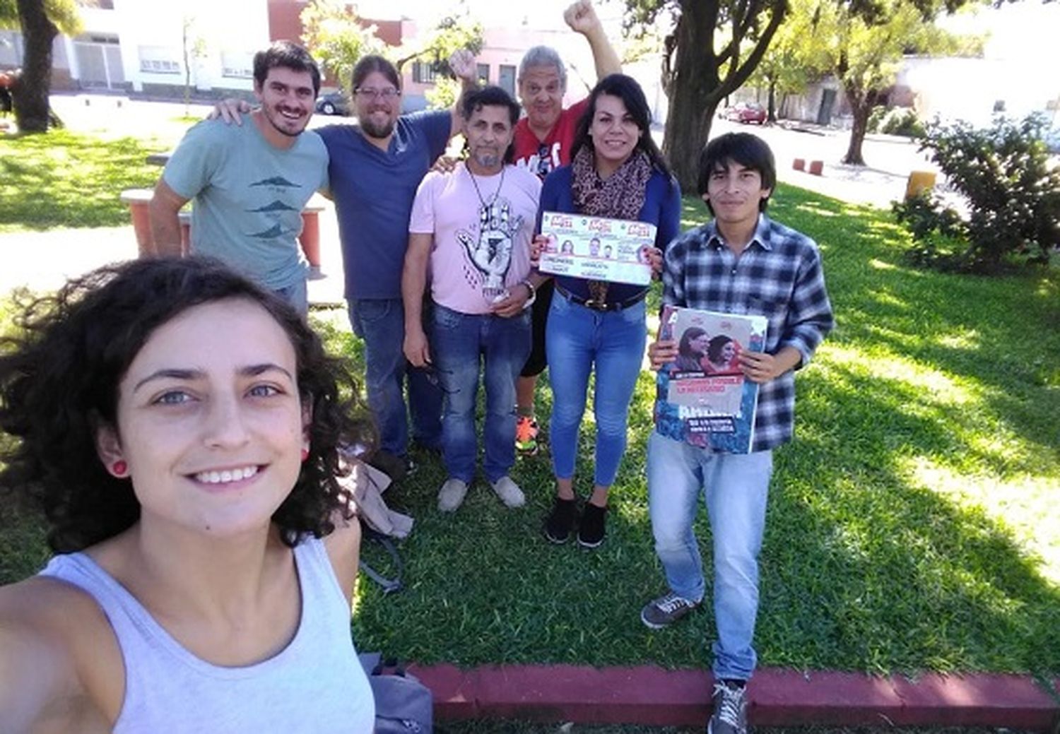 “Hay que terminar con esa casta política que viaja con chofer”