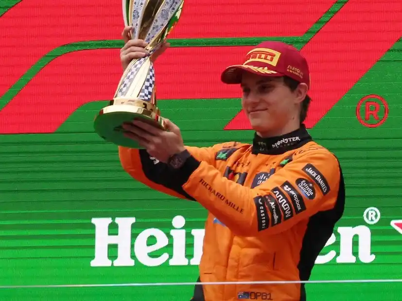 Fórmula 1: Piastri ganó en China una carrera sin emociones en la que Doohan fue otra vez penalizado