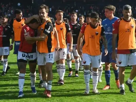 La "Pulga" Rodríguez volvió y Colón pudo ganar.Foto:Carolina Niklison