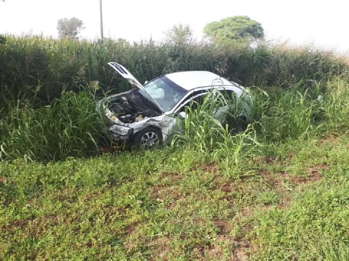 Chocaron dos vehículos en la ruta 1