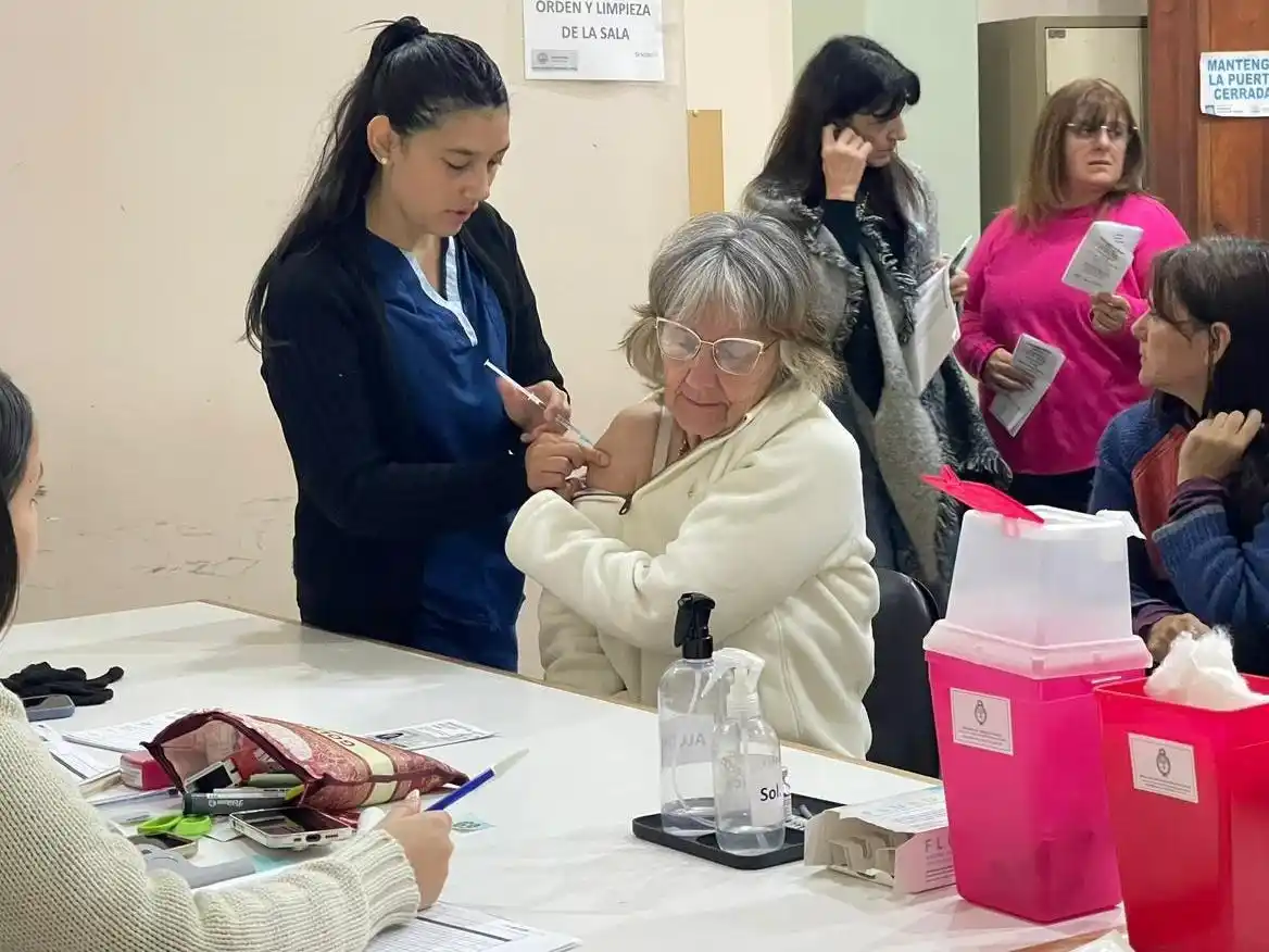 Más de 50 adultos mayores participaron de una jornada de vacunación en Concordia