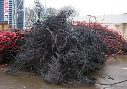 La policía, afectada por el robo de cables telefónicos en barrio Norte