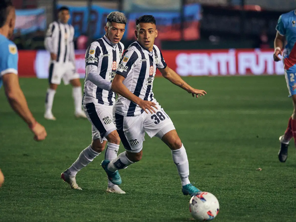 Talleres, en Sarandí, empató con Arsenal