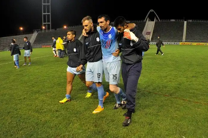 Unión viaja, pero Mazzina se queda