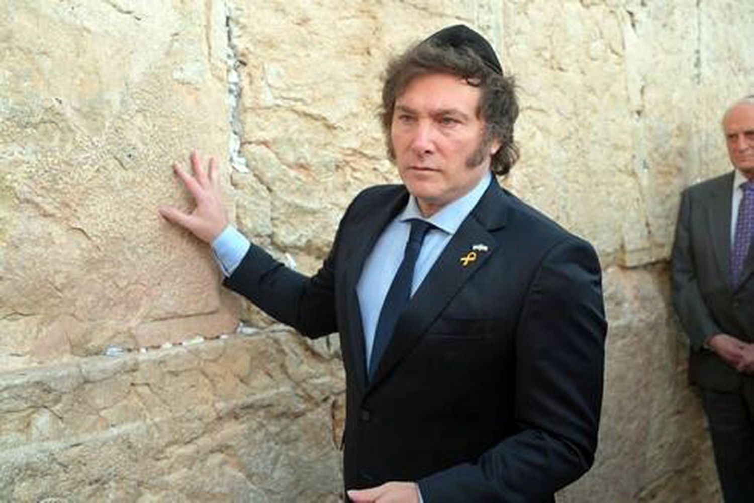 Presidente Javier Milei. En el Muro de los lamentos