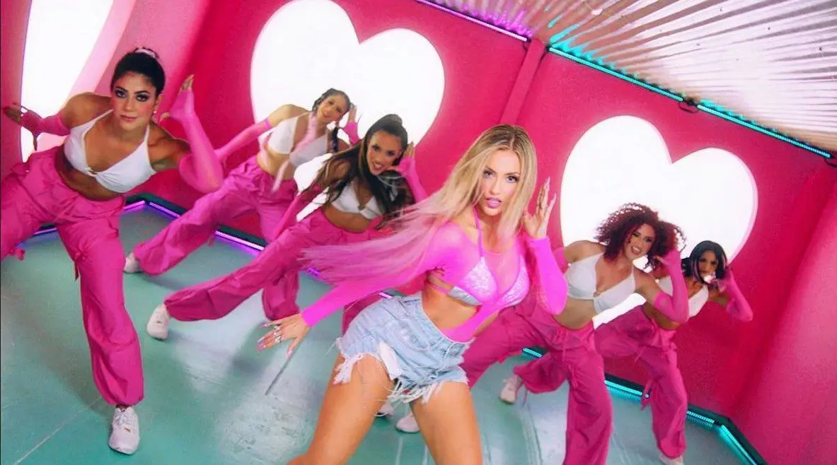 Katie Angel denuncia hackeo de sus redes y cuenta «toda la verdad» (video)