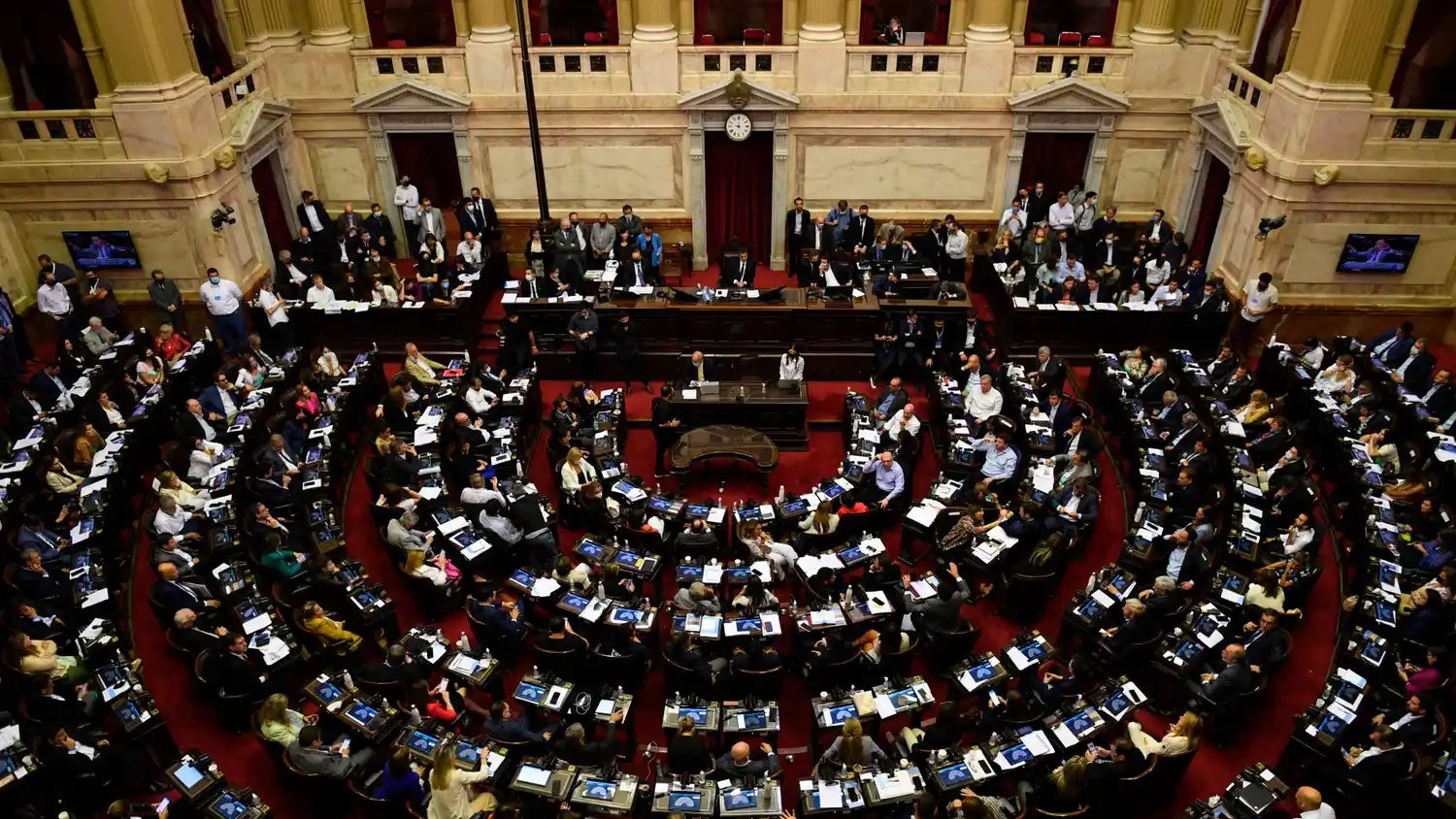 Ley Ómnibus: El titular del bloque de Unión por la Patria dijo que La Libertad Avanza "no tiene consenso"