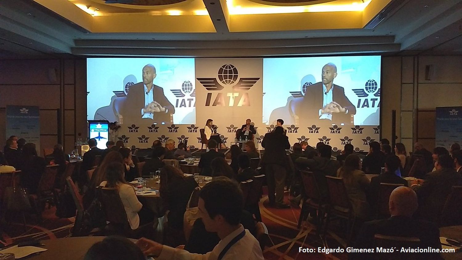 Dietrich anunció rebajas en tasas para fomentar la industria aerocomercial en Argentina