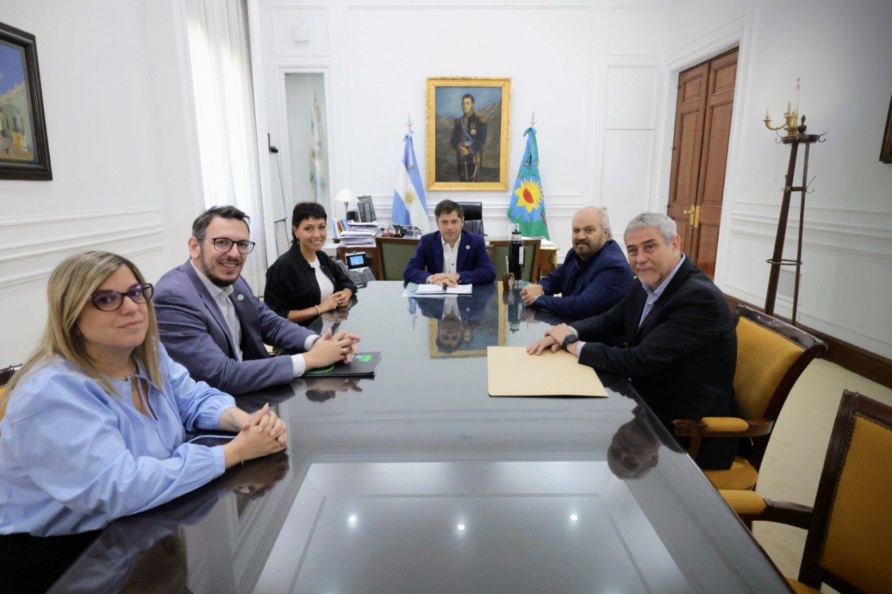 Kicillof firmó convenio con intendentes