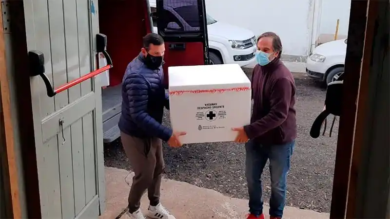 Distribuyen 1,6 millón de dosis de AstraZeneca: Entre Ríos recibirá 49.500