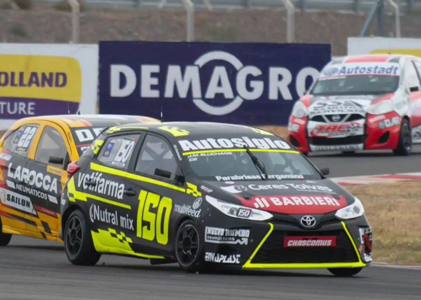 Juancho Eluchans finaliza relegado en la Final de la Clase 2 del Turismo Nacional en San Juan