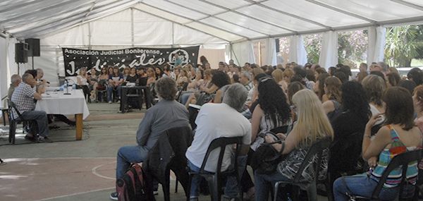 Judiciales bonaerenses convocan a asamblea y analizan lanzar un paro