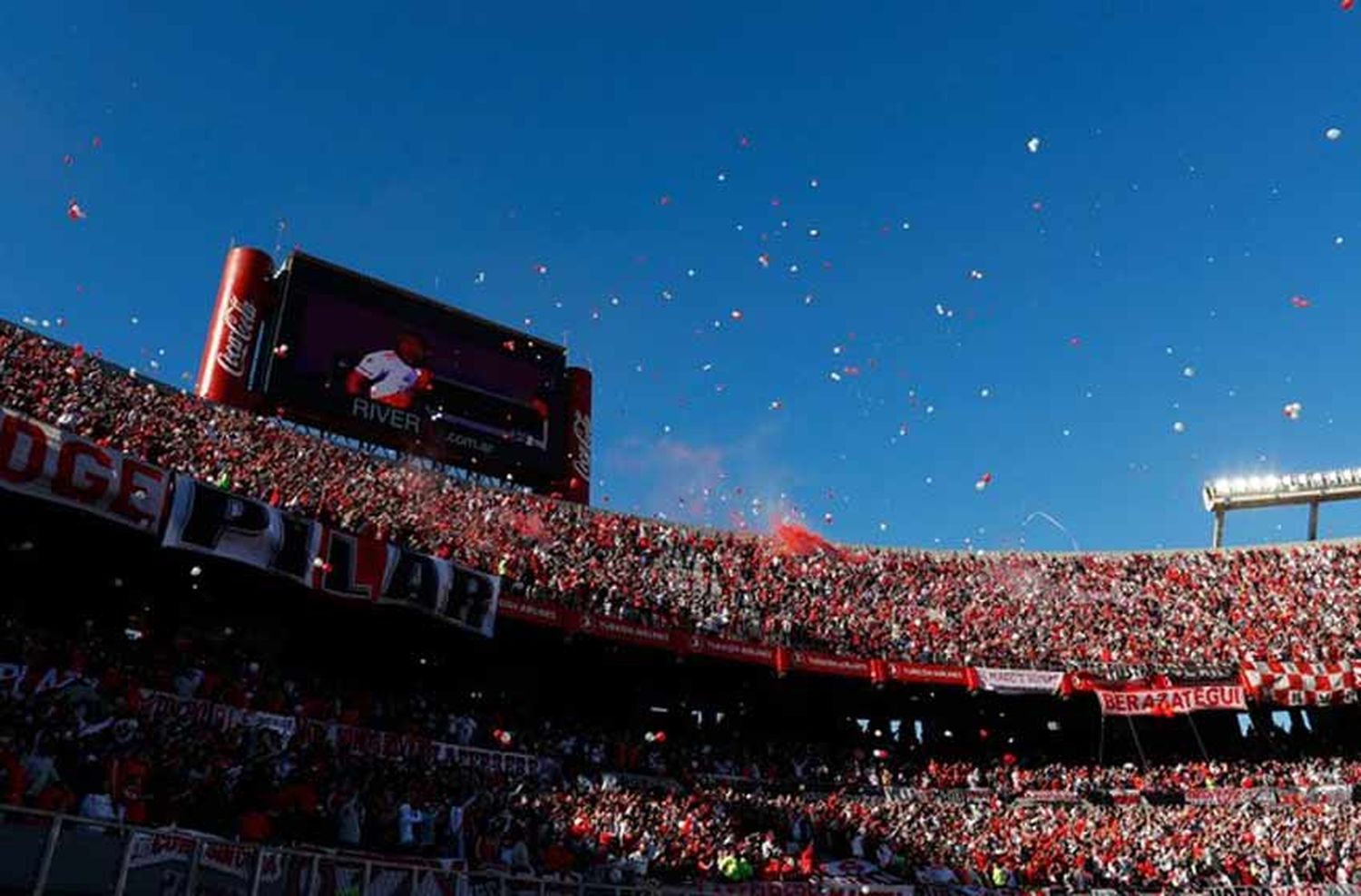 Le labraron un acta a River por exceder la capacidad del público permitido en el Monumental