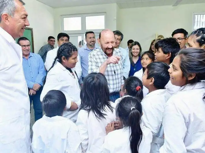 Con la inauguración de la obra 1.552, Insfrán
reafirmó su compromiso con la educación