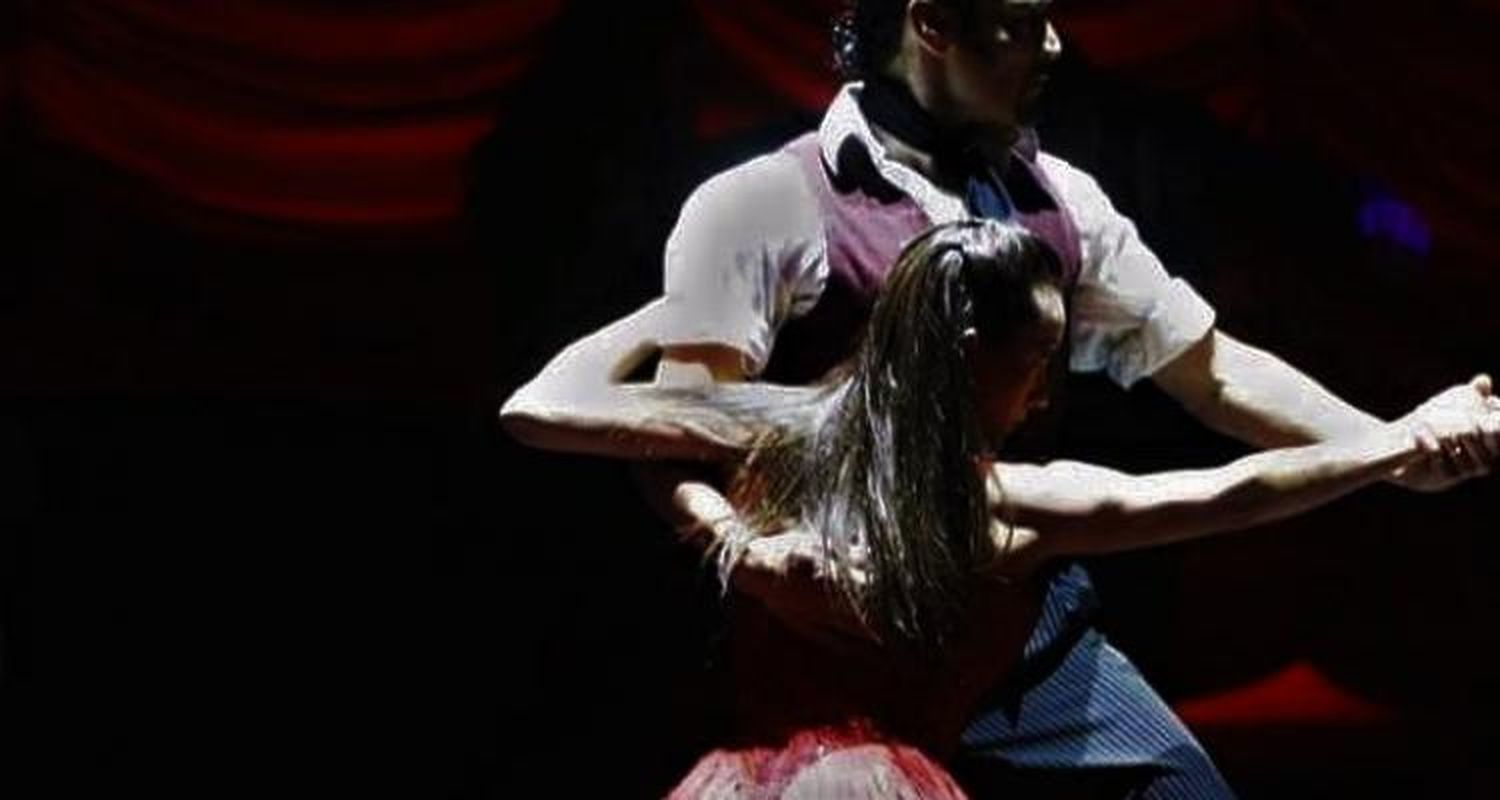 Taller de danza nativa con Dabel Zanabria este domingo en Casa Raíz