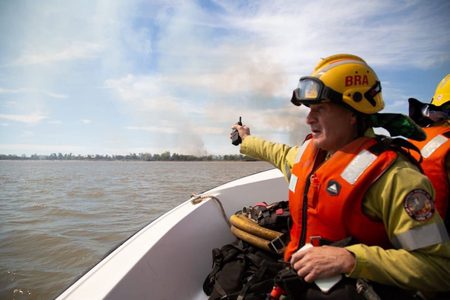 Santa Fe y Entre Ríos unen fuerzas para combatir el fuego