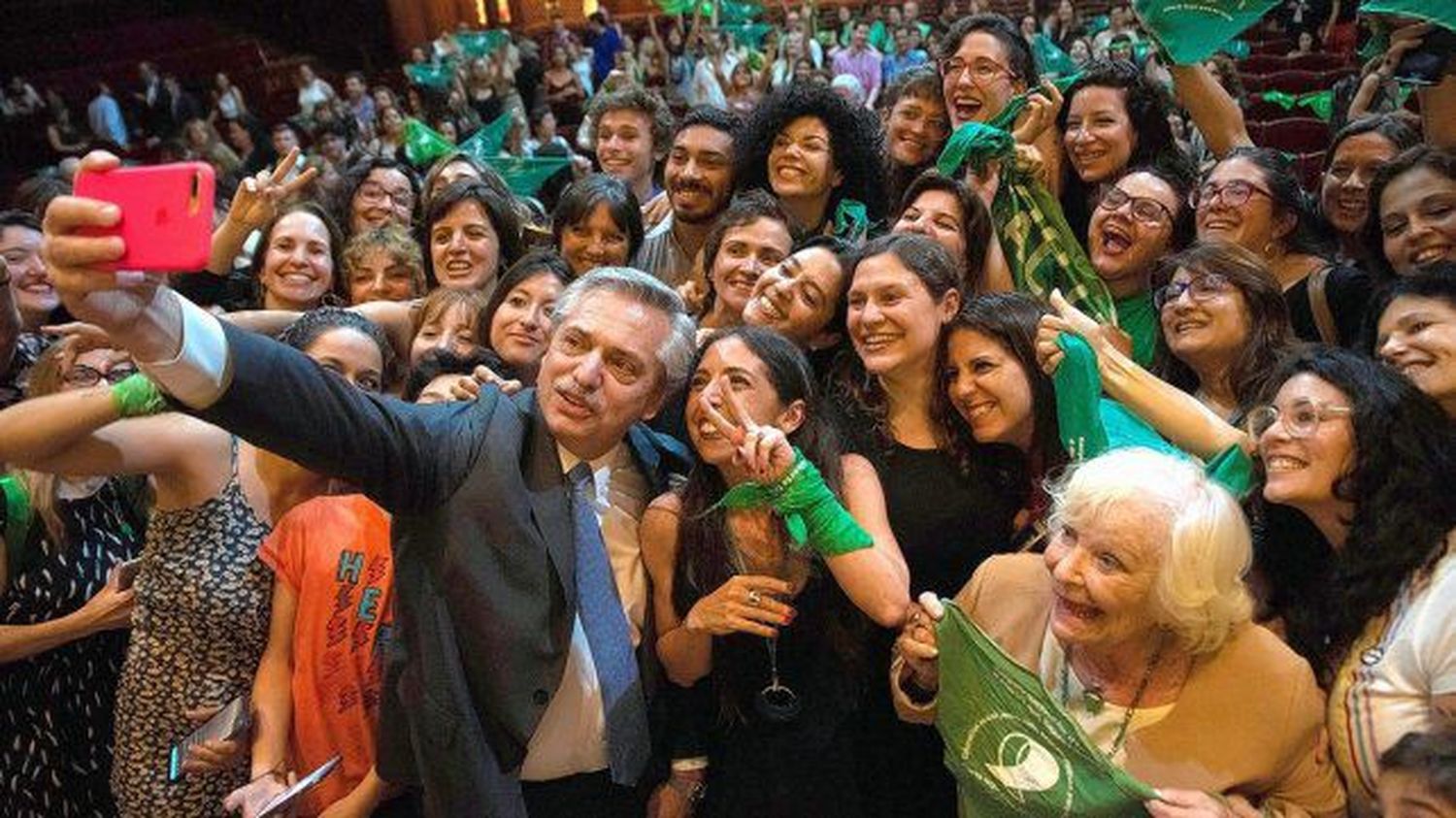 Aborto: Alberto Fernández hará un acto para promulgar la ley