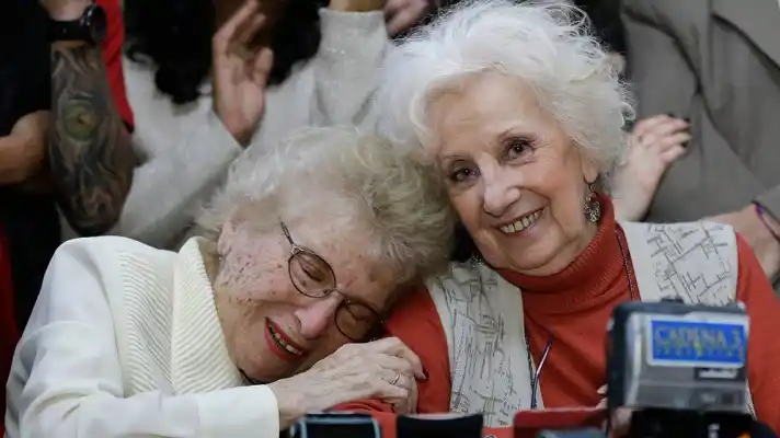 Orgullo argentino: Abuelas de Plaza de Mayo, otra vez nominadas al Nobel de la Paz
