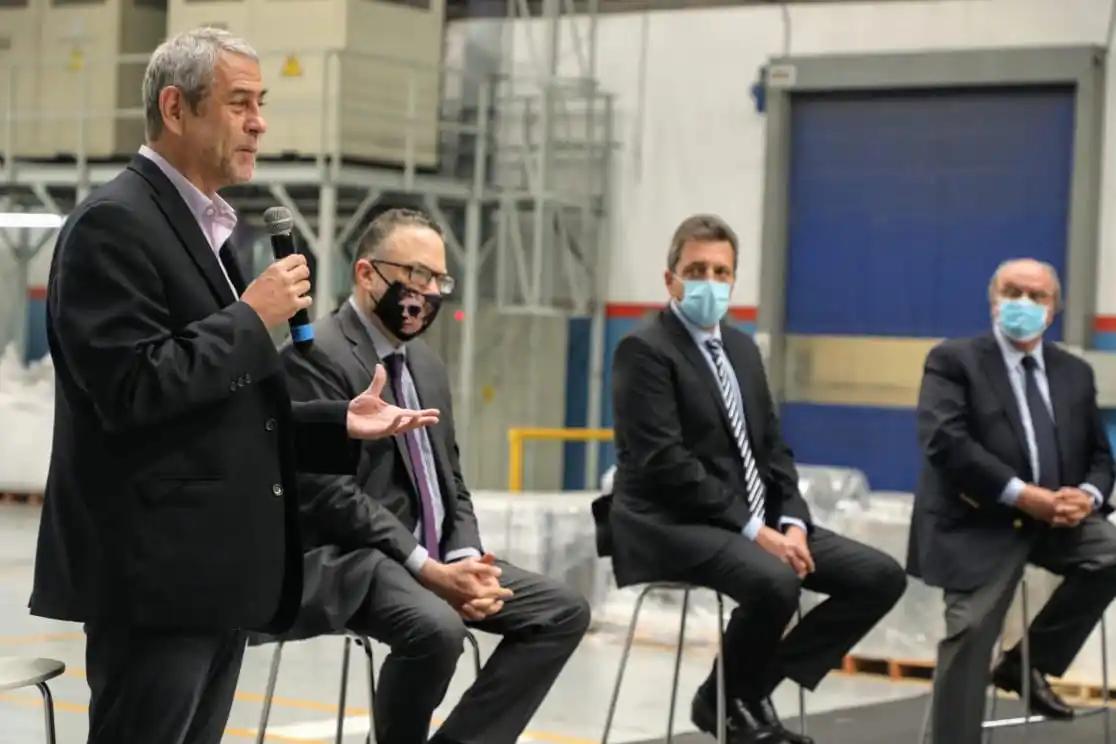 Gerli: Ferraresi y Massa participaron del anuncio de líneas de créditos y financiamiento para PYMES 