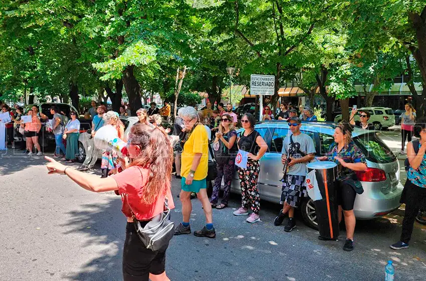 Exploración petrolera: "Este tipo de actividad depredatoria no la queremos en la costa bonaerense"