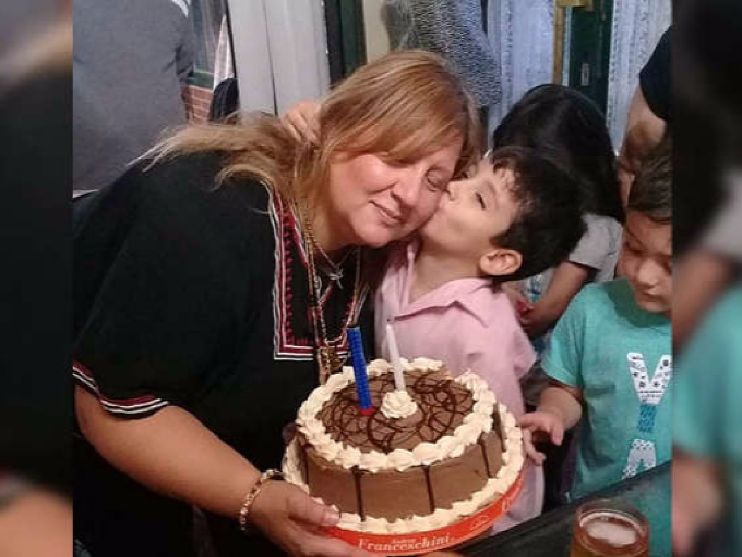 "Me dolía el corazón de tanto extrañarte, mami"